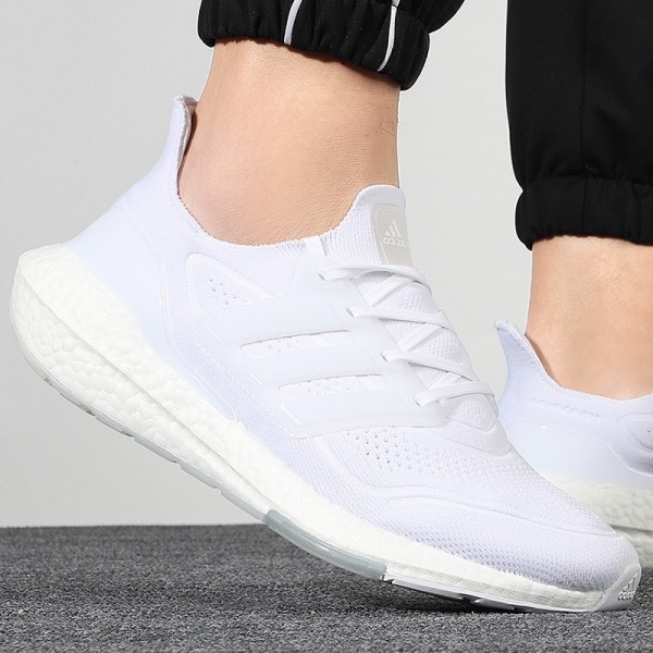 잇썸몰,아디다스 ULTRABOOST 21 FY0379