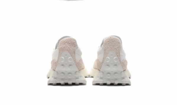 잇썸몰,뉴발란스 문빔 WS327SFD