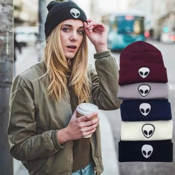 잇썸몰,글리치 자수 숏비니 니트비니 와치캡 레옹모자 대 두