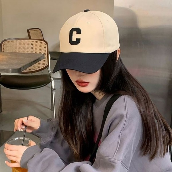 잇썸몰,여자볼캡 배색 영문 로고 데일리룩 야구모자 커플볼캡