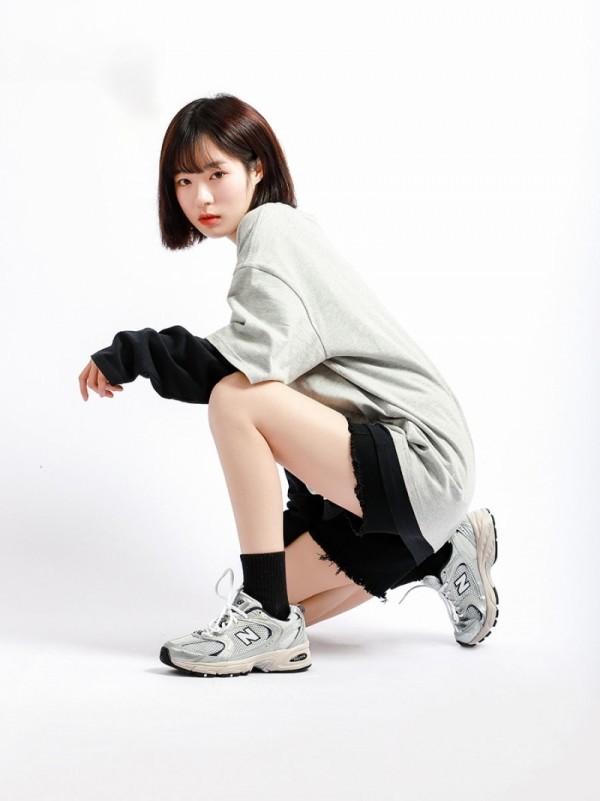 잇썸몰,뉴발란스 남녀공용 운동화 러닝화 MR530KA