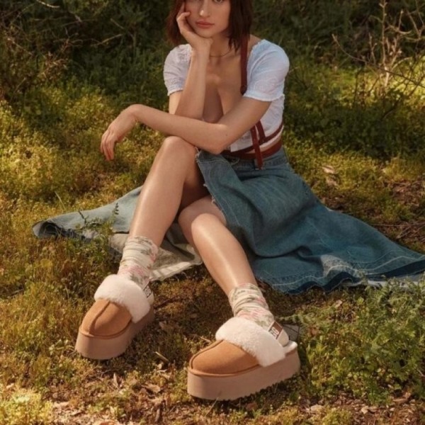 잇썸몰,어그 24FW 체스트넛 펀케트 뮬 CHE 1113474