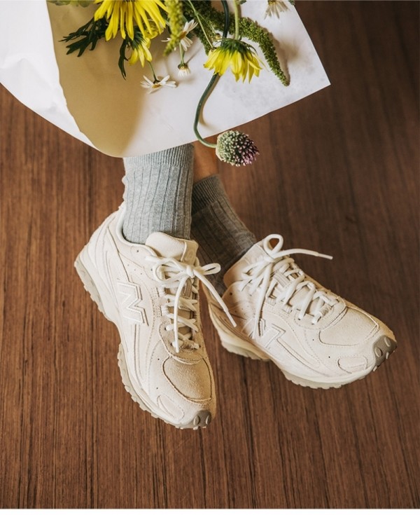 잇썸몰,뉴발란스 204L 팀버울프 리넨 U204LMMC